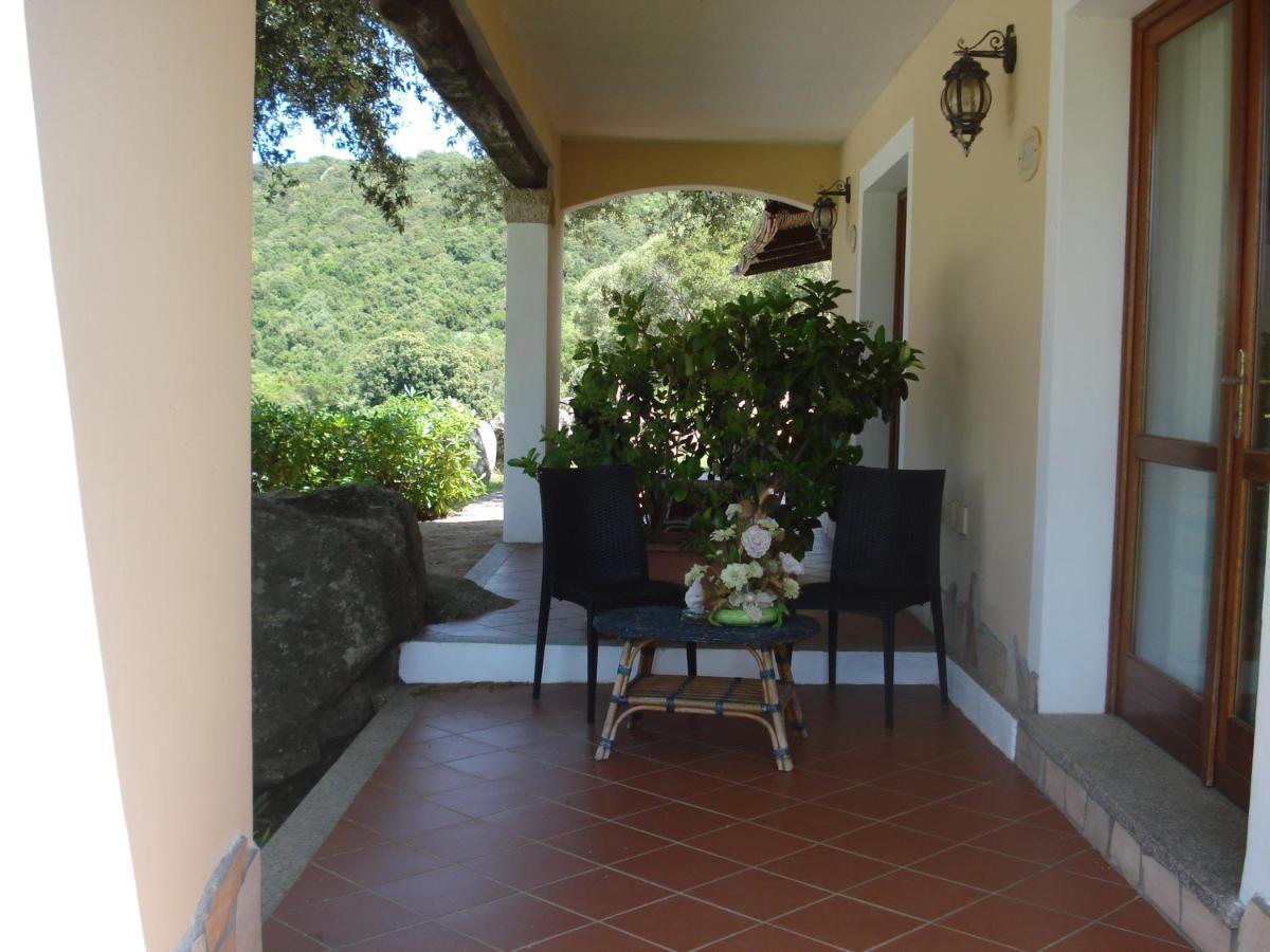 Hotel Valkarana Country Relais (Adults Only) Sant'Antonio di Gallura Exterior photo