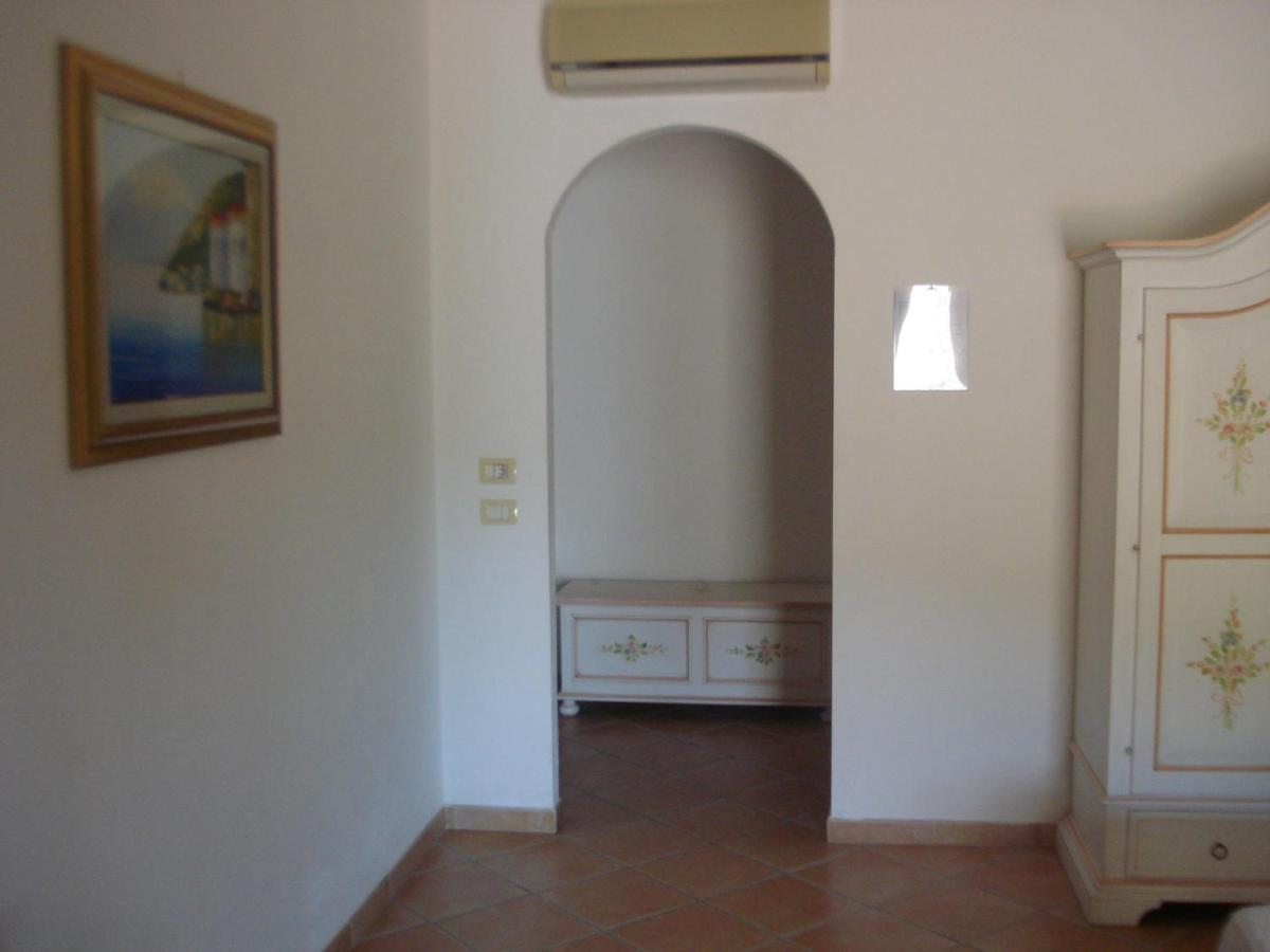 Hotel Valkarana Country Relais (Adults Only) Sant'Antonio di Gallura Exterior photo