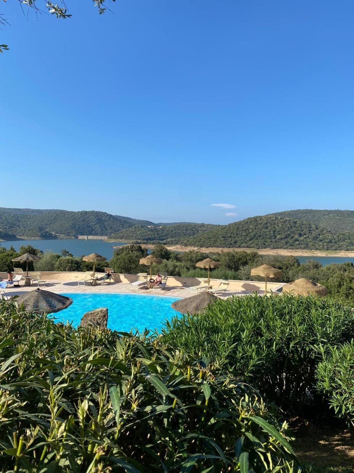 Hotel Valkarana Country Relais (Adults Only) Sant'Antonio di Gallura Exterior photo